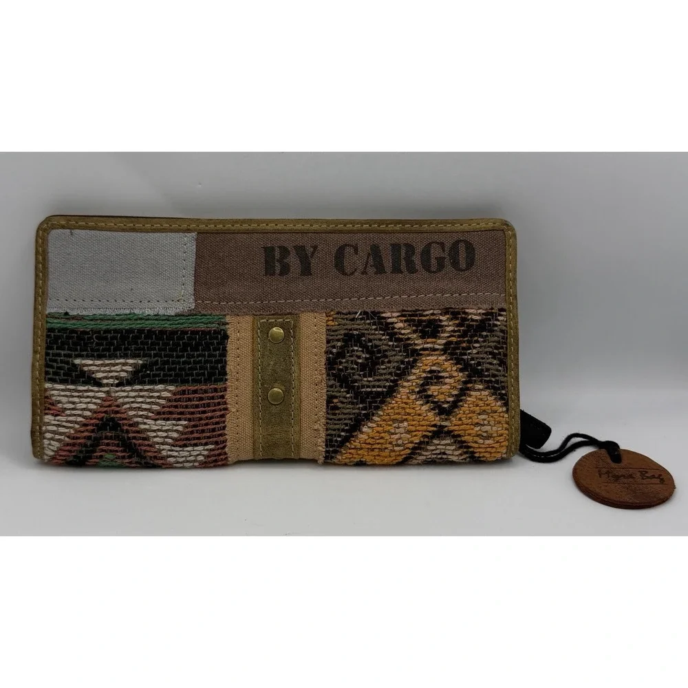 Myra Bag brand new